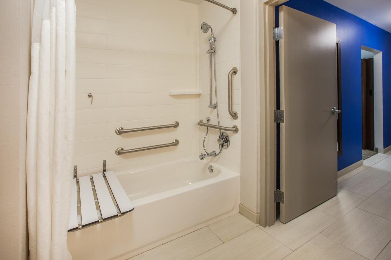 Holiday Inn Express - Oak Grove By Ihg Exteriör bild